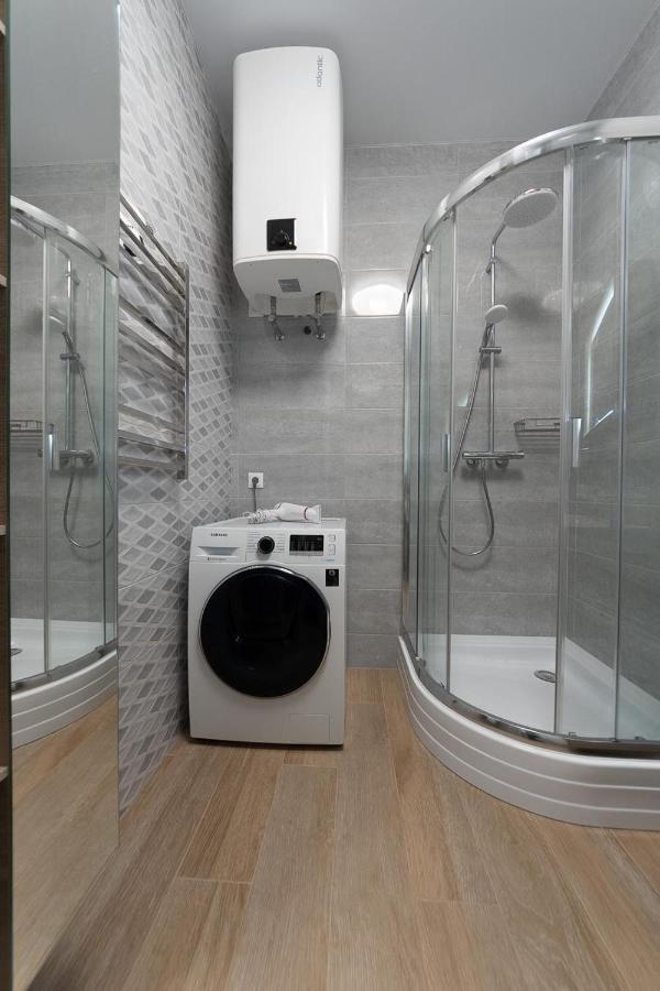New Modern Apartments. Metro Minskaya 키예프 외부 사진