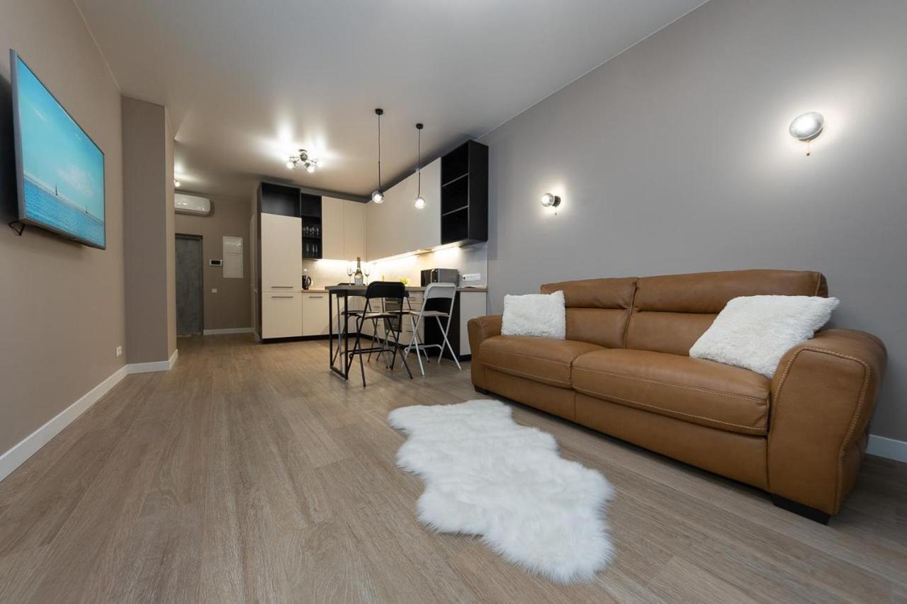 New Modern Apartments. Metro Minskaya 키예프 외부 사진