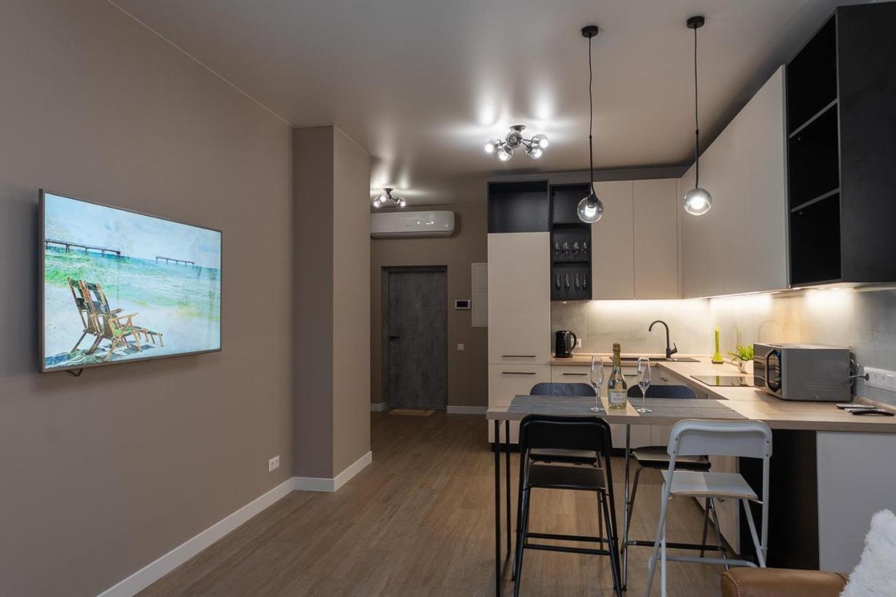 New Modern Apartments. Metro Minskaya 키예프 외부 사진
